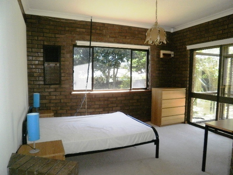 5 Tania Drive, Aberfoyle Park SA 5159