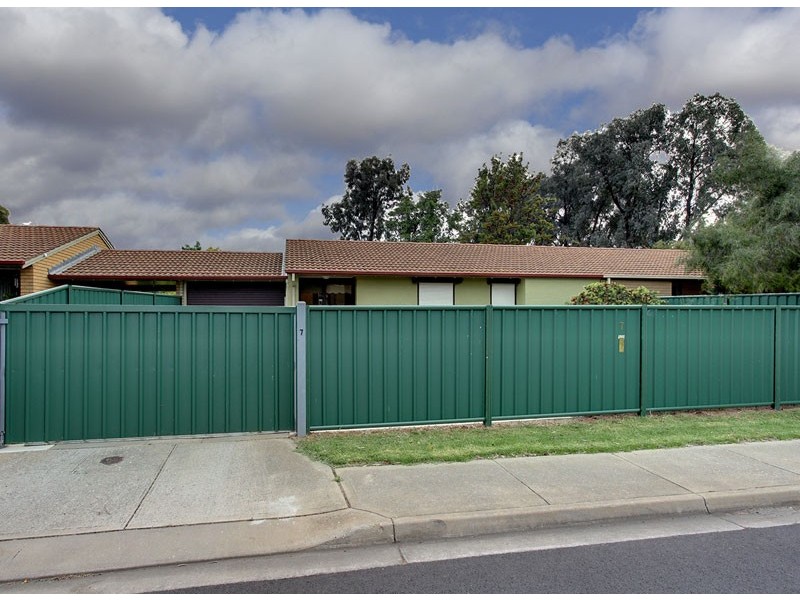 7 Constable Court, Mitchell Park SA 5043