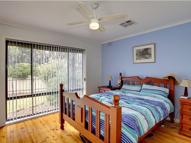 1 Richardson Crescent, Morphett Vale SA 5162
