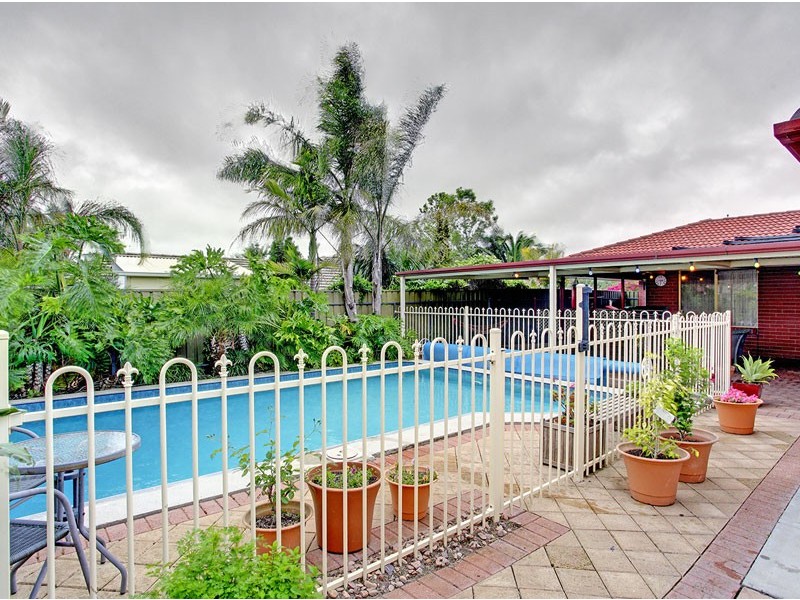 2 Angas Walk, Woodcroft SA 5162