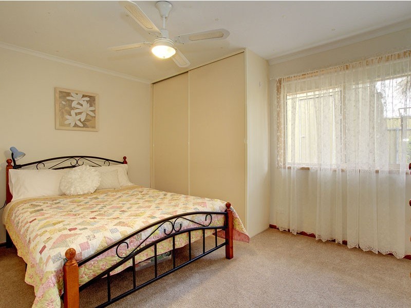 2 Angas Walk, Woodcroft SA 5162
