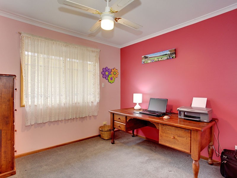 2 Angas Walk, Woodcroft SA 5162