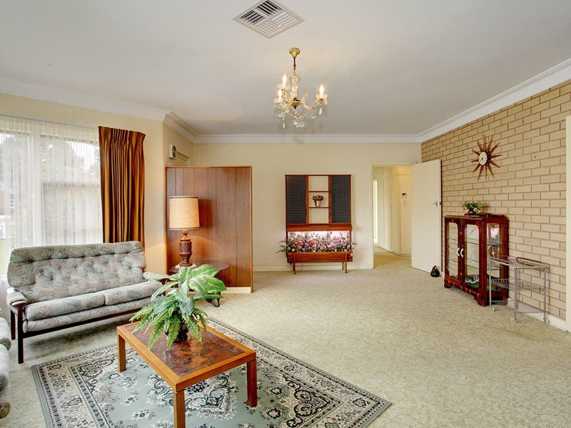 18 Somerfield Avenue, Reynella SA 5161