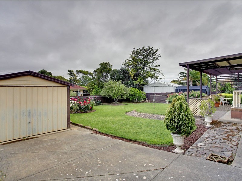 18 Somerfield Avenue, Reynella SA 5161