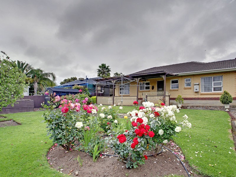 18 Somerfield Avenue, Reynella SA 5161