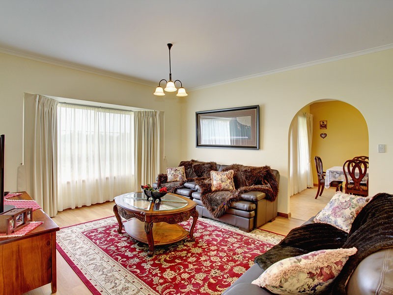 77 Clearwater Crescent, Seaford Rise SA 5169