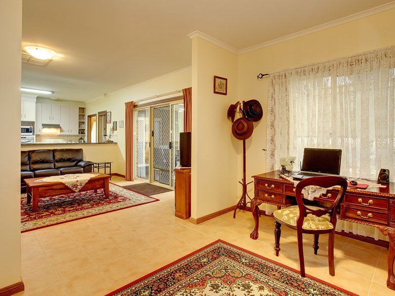 77 Clearwater Crescent, Seaford Rise SA 5169