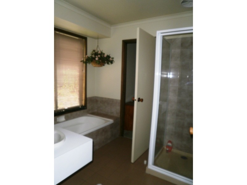 43 Alison Drive, Happy Valley SA 5159