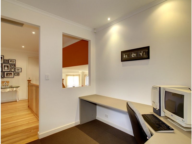 10 Corrimal Avenue, Noarlunga Downs SA 5168