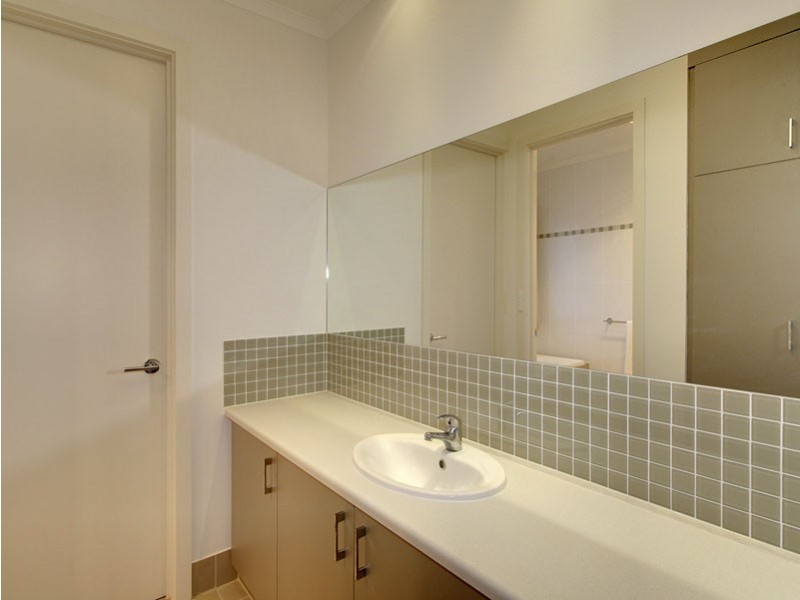 10 Corrimal Avenue, Noarlunga Downs SA 5168