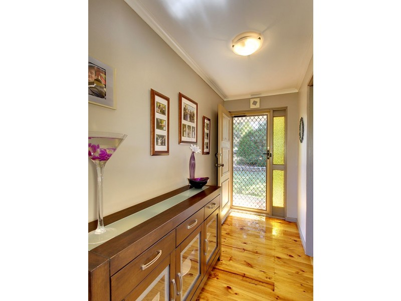42 Holly Rise, Hackham West SA 5163