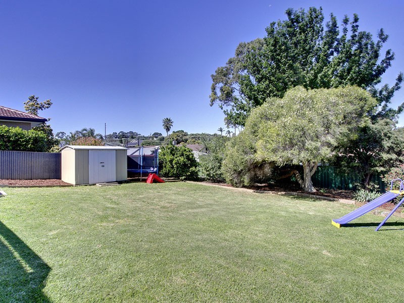 42 Holly Rise, Hackham West SA 5163