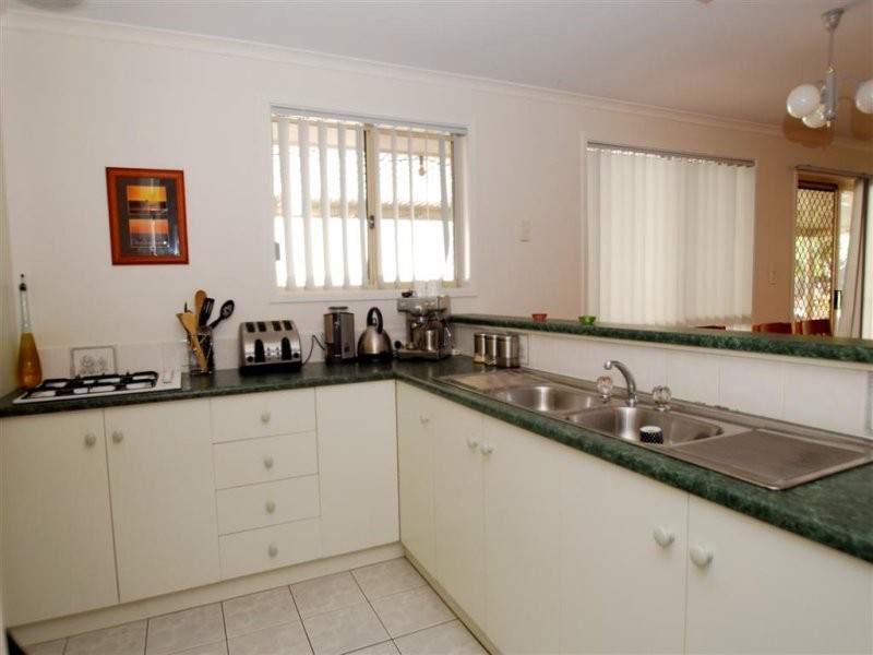 18 Berenwode Circuit, Morphett Vale SA 5162