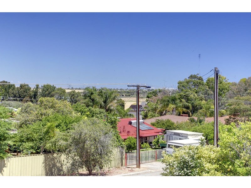 9 Hender Avenue, Port Noarlunga SA 5167