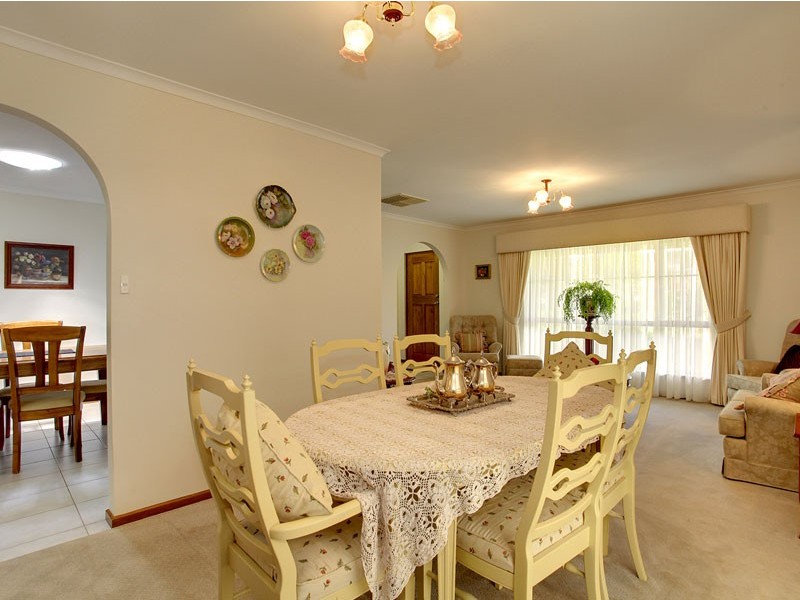 21 Valley View Drive, Mclaren Vale SA 5171