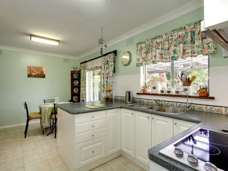 40 Carbenet Drive, Hackham SA 5163