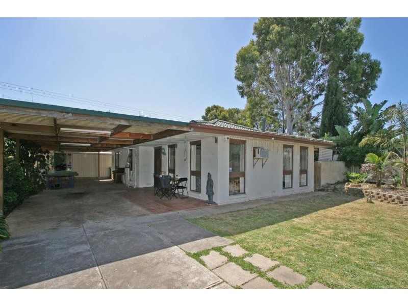 5 Daphne Court, Morphett Vale SA 5162