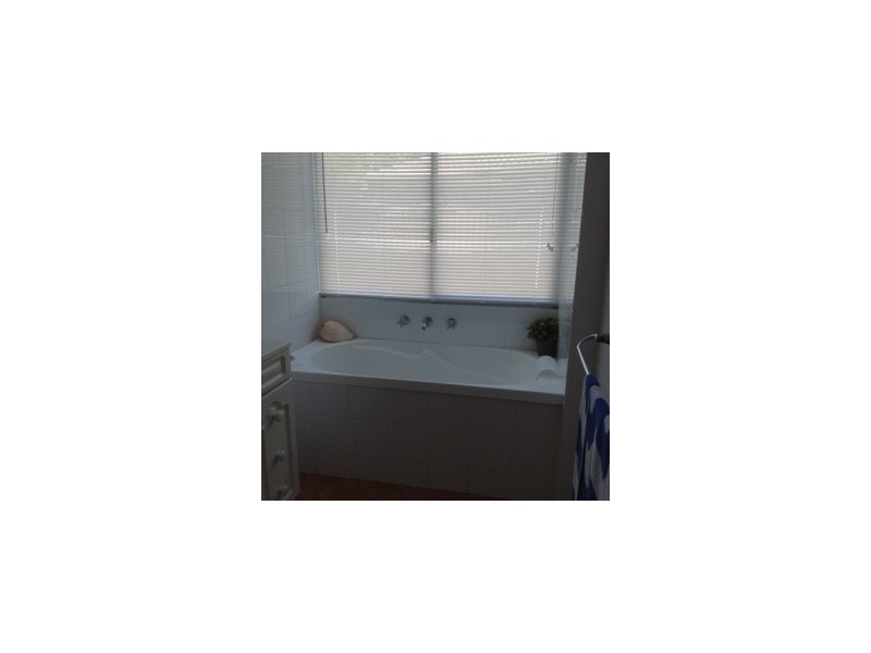 4 Bristol Street, Aldinga Beach SA 5173