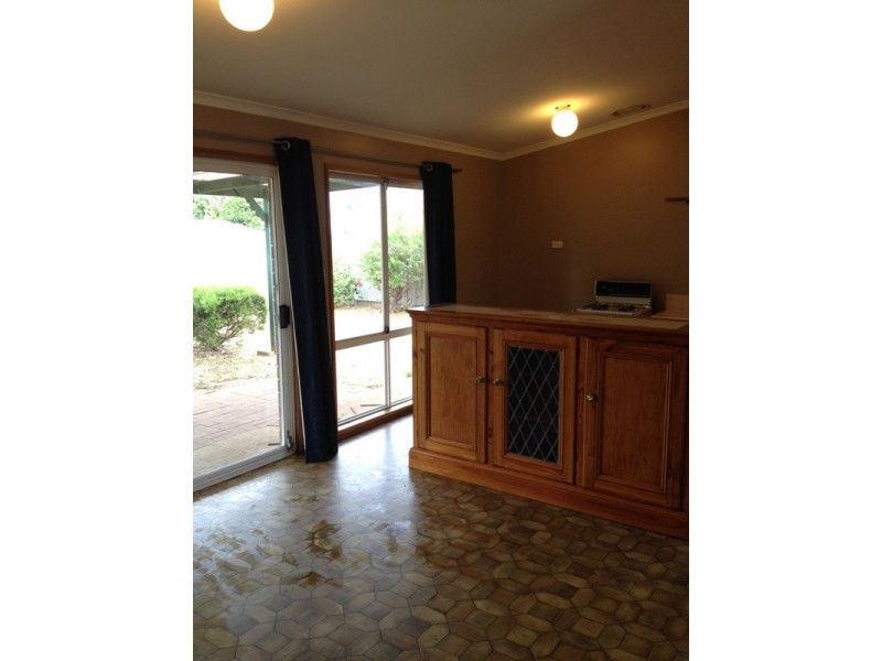 19 Greenlees Parade, Aldinga Beach SA 5173