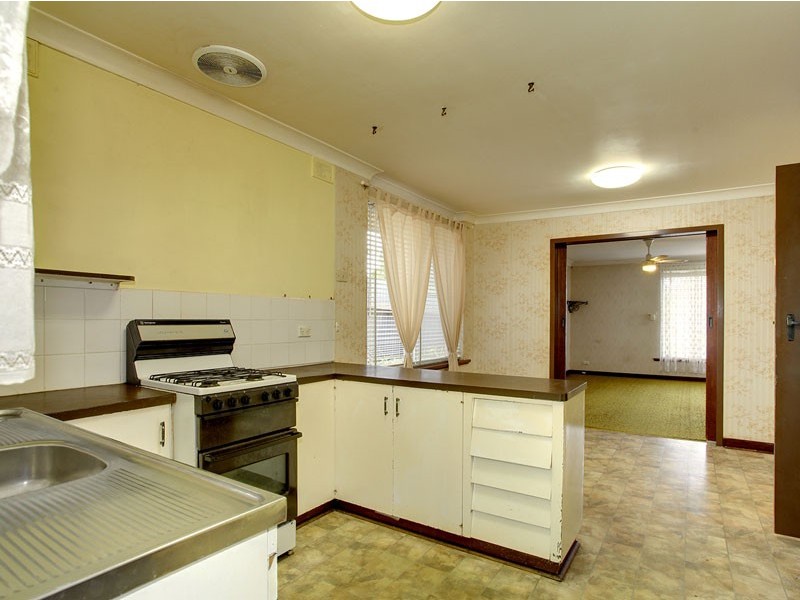 7 Roberts Road, Hackham West SA 5163