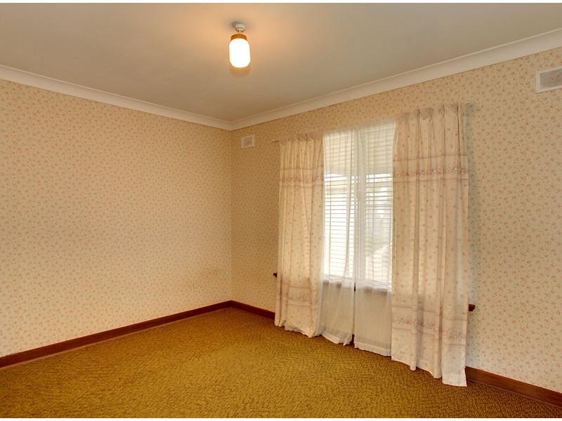 7 Roberts Road, Hackham West SA 5163