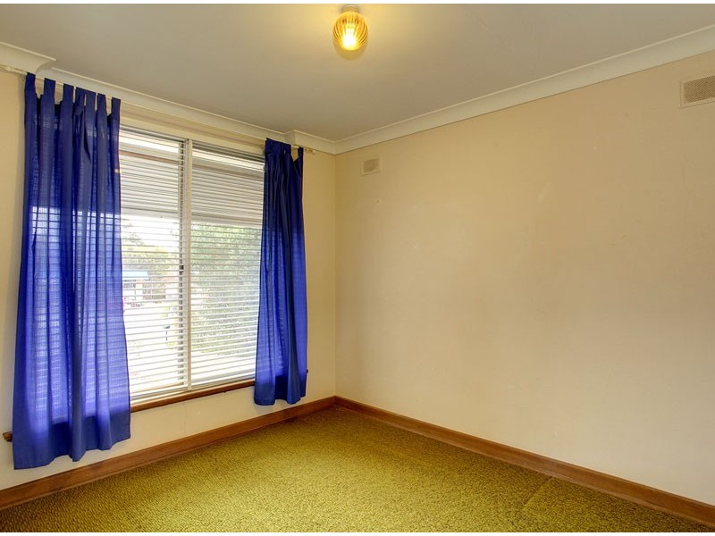 7 Roberts Road, Hackham West SA 5163