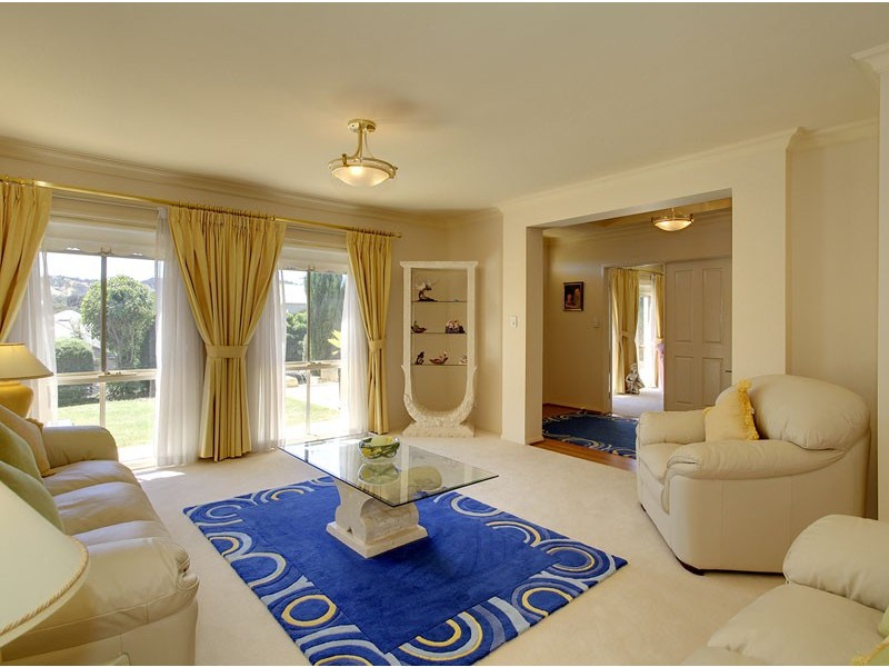 54 Sandalwood Crescent, Flagstaff Hill SA 5159