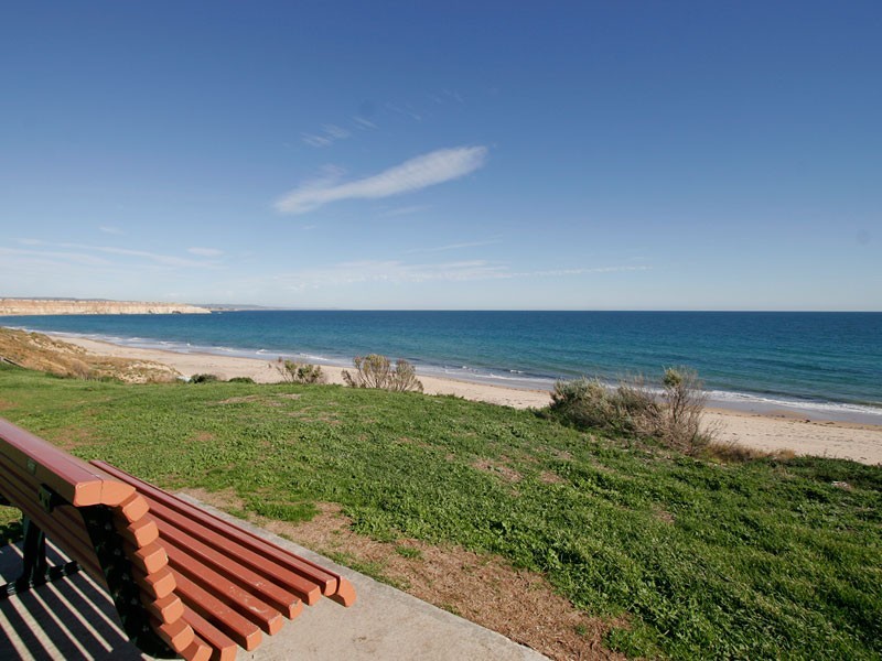 2 Jasmine Avenue, Maslin Beach SA 5170