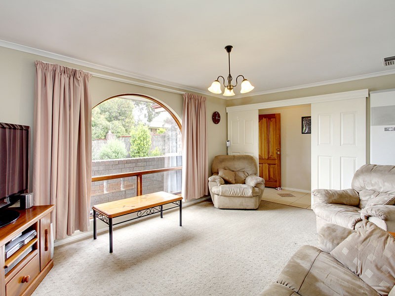 13 Abiona Street, Flagstaff Hill SA 5159