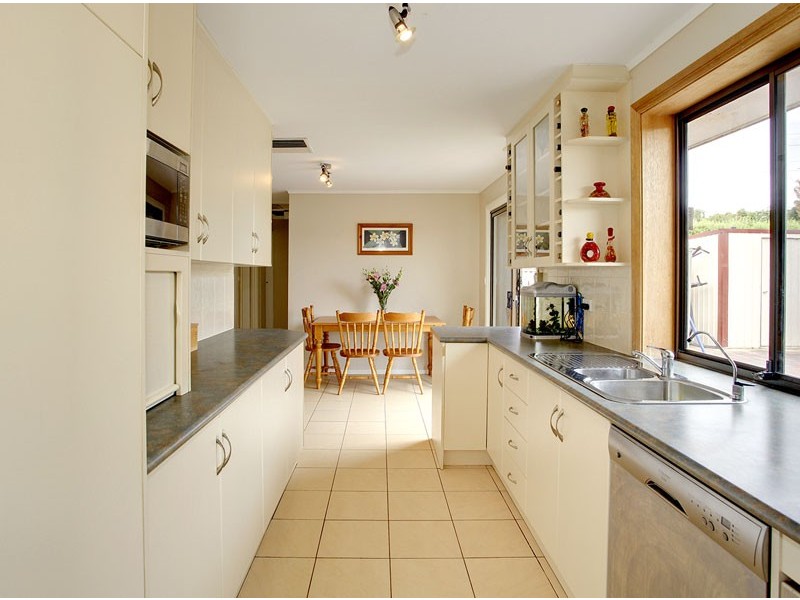 13 Abiona Street, Flagstaff Hill SA 5159