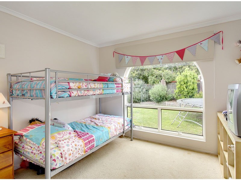 13 Abiona Street, Flagstaff Hill SA 5159