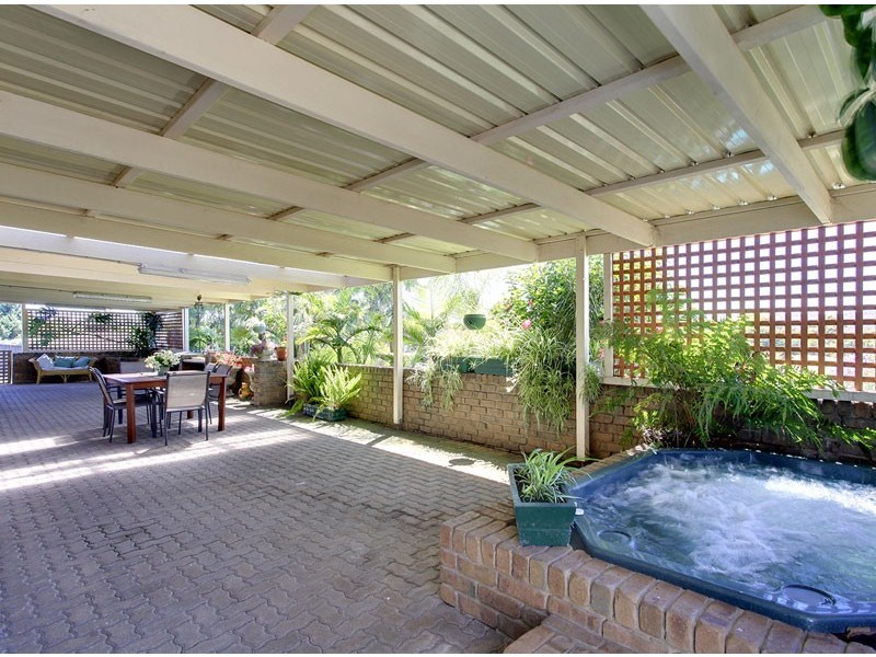 6 Lanceley Court, Trott Park SA 5158