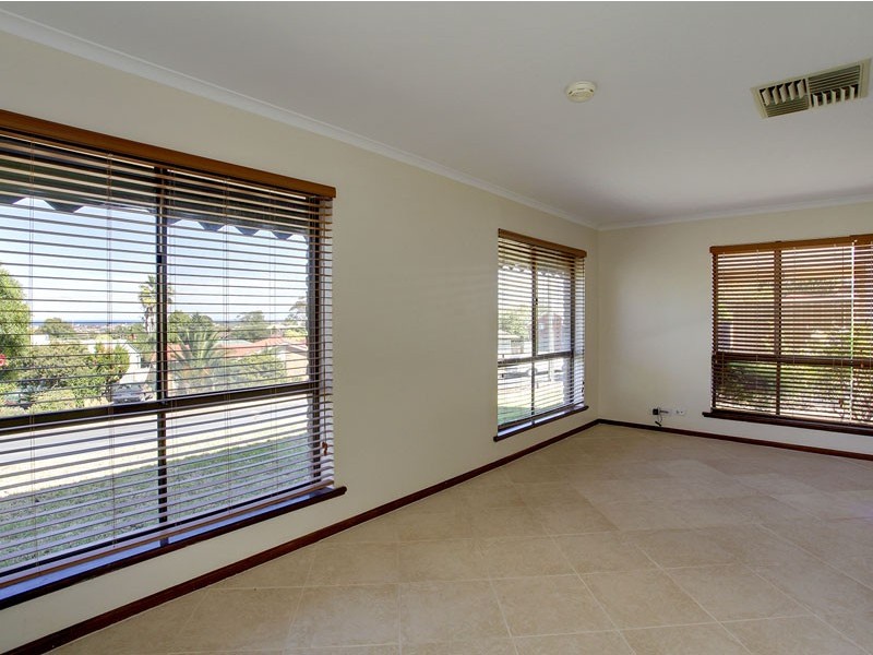 20 Marsden Place, Huntfield Heights SA 5163