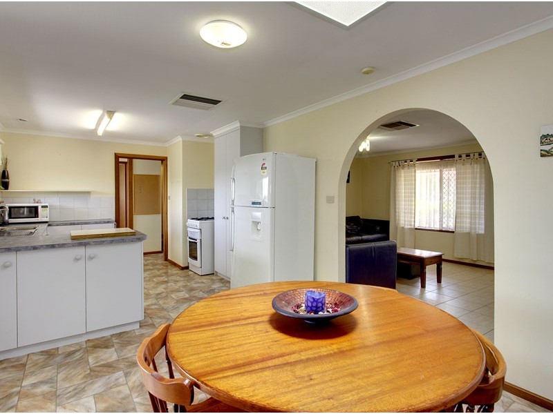 12 Evelyn Sturt Drive, Willunga SA 5172