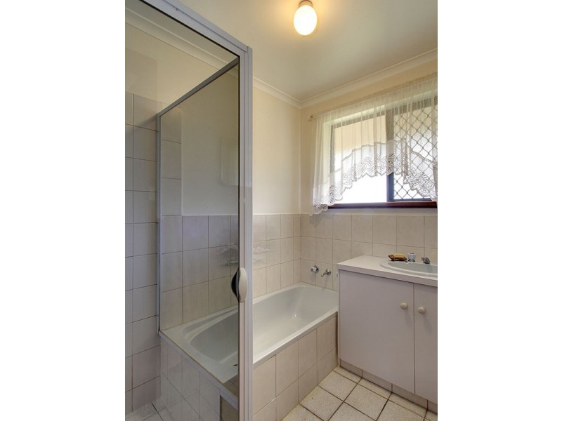 12 Evelyn Sturt Drive, Willunga SA 5172