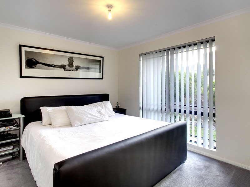 2 Brampton Court, Hallett Cove SA 5158