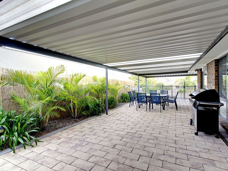 2 Brampton Court, Hallett Cove SA 5158