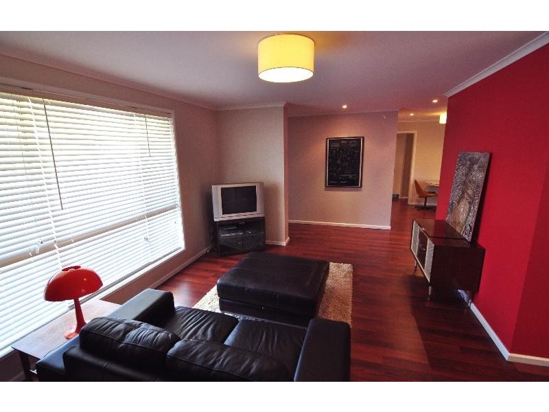 6 St Andrews Way, Morphett Vale SA 5162