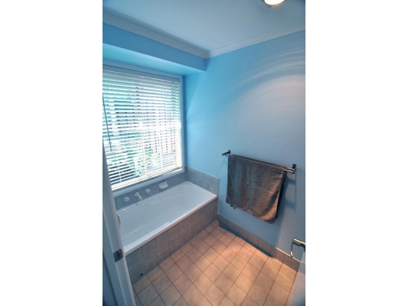 6 St Andrews Way, Morphett Vale SA 5162