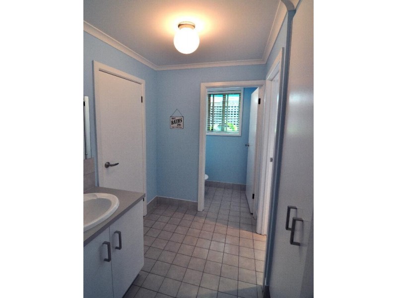 6 St Andrews Way, Morphett Vale SA 5162