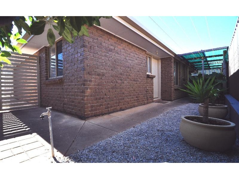 6 St Andrews Way, Morphett Vale SA 5162