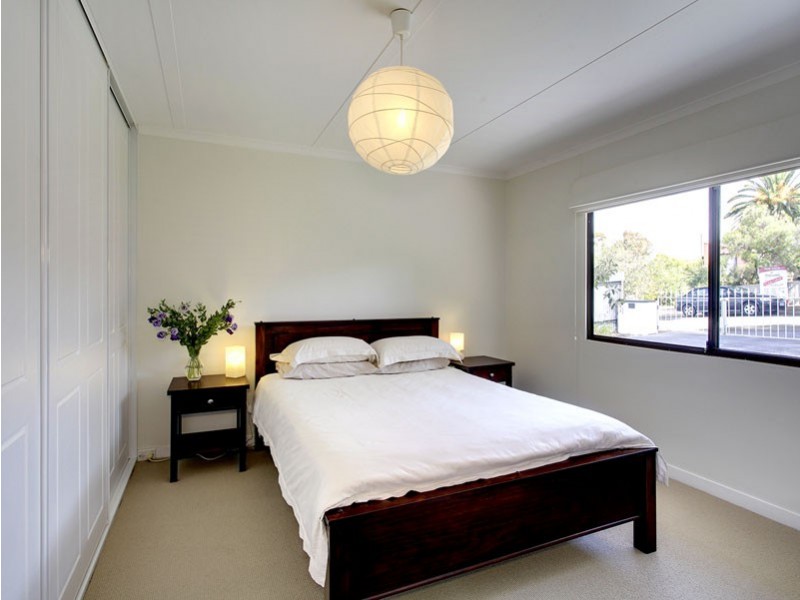 7 Domain Street, Moana SA 5169