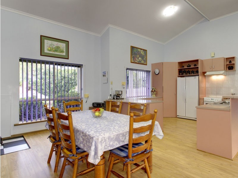 17 Jacobs Drive, Willunga SA 5172