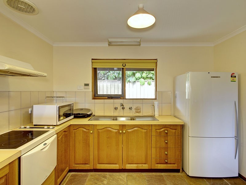 2/21 Herrings Lane, Happy Valley SA 5159
