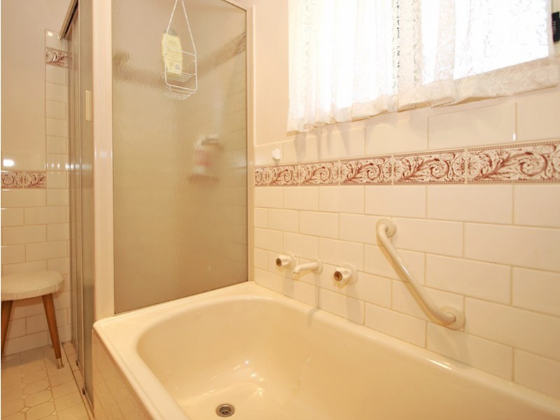 2/27 Evelyn Sturt Drive, Willunga SA 5172