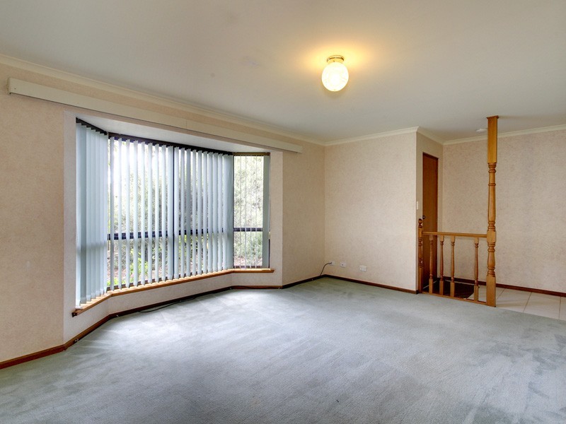 6 Leaker Avenue, Aldinga Beach SA 5173