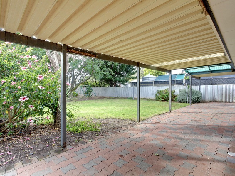 6 Leaker Avenue, Aldinga Beach SA 5173