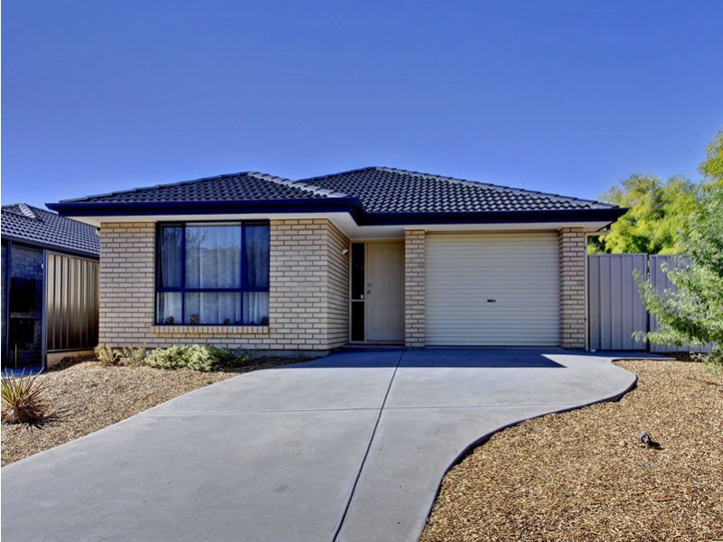 2 Kari Crescent, Huntfield Heights SA 5163