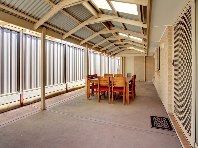 4 Rose Court, Hackham SA 5163