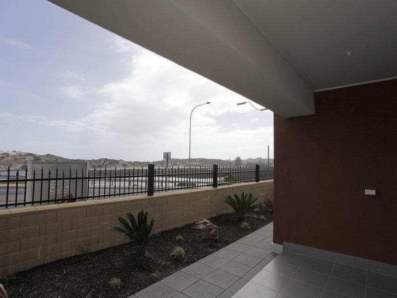1/10 Commercial Road, Port Noarlunga South SA 5167